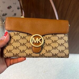 Micheal Kors wallet purse.
